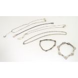 Assorted jewellery including a silver bracelet by links of London, a silver chain,