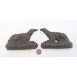Chimney / mantel adornments : a pair of early 19thC cast lead fireplace adornments in the form of