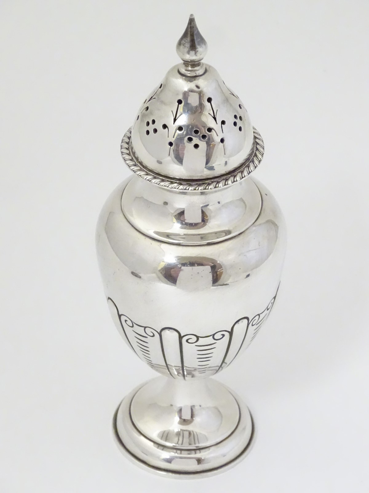 A silver plated sugar caster / sifter 8" long CONDITION: Please Note - we do not