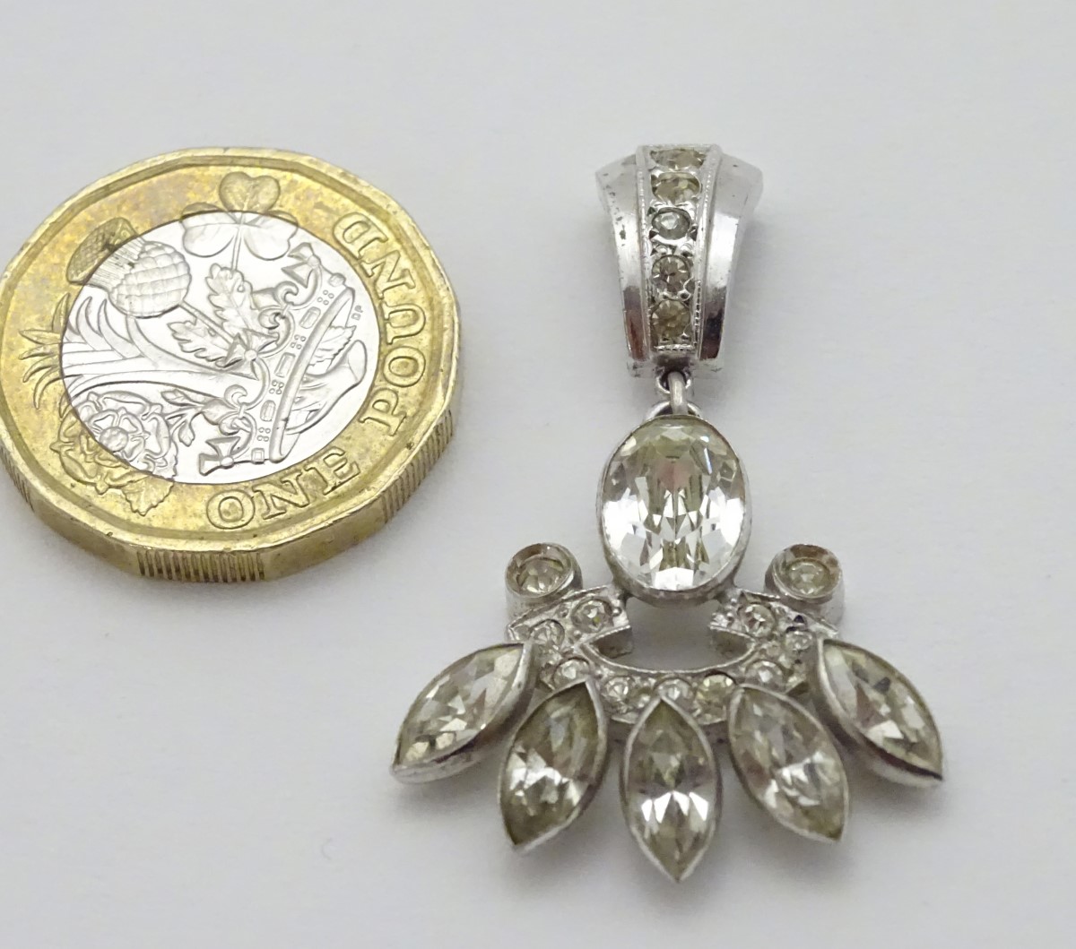 A white metal pendant set with paste stones 1 3/54" long CONDITION: Please Note - - Image 6 of 9