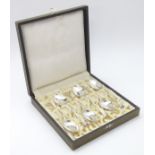 A set of 6 silver onslow pattern teaspoons hallmarked London 1896/97 maker Charles Boyton Cased.