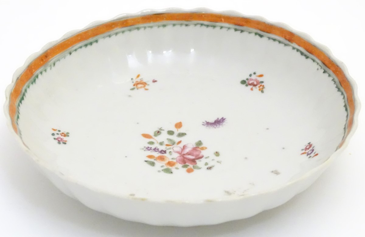 A scallop edge dish with hand painted floral decoration. Approx. 6" diameter. - Image 8 of 8