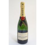 A single bottle of Moet & Chandon Imperial champagne, 750ml,