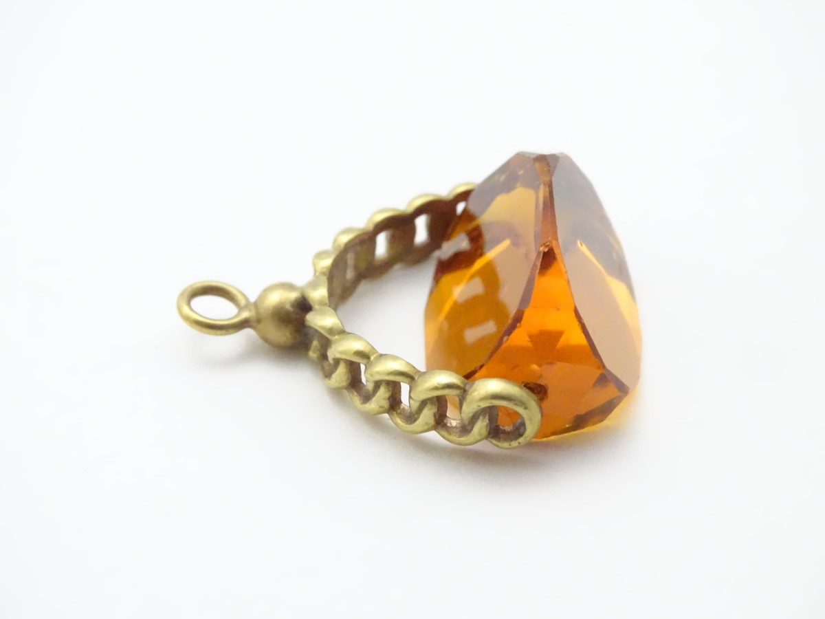 A pendant fob with central rotating citrine paste stone 1 ½” long CONDITION: Please - Image 9 of 9