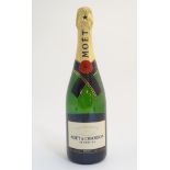 A single bottle of Moet & Chandon Imperial champagne, 750ml,