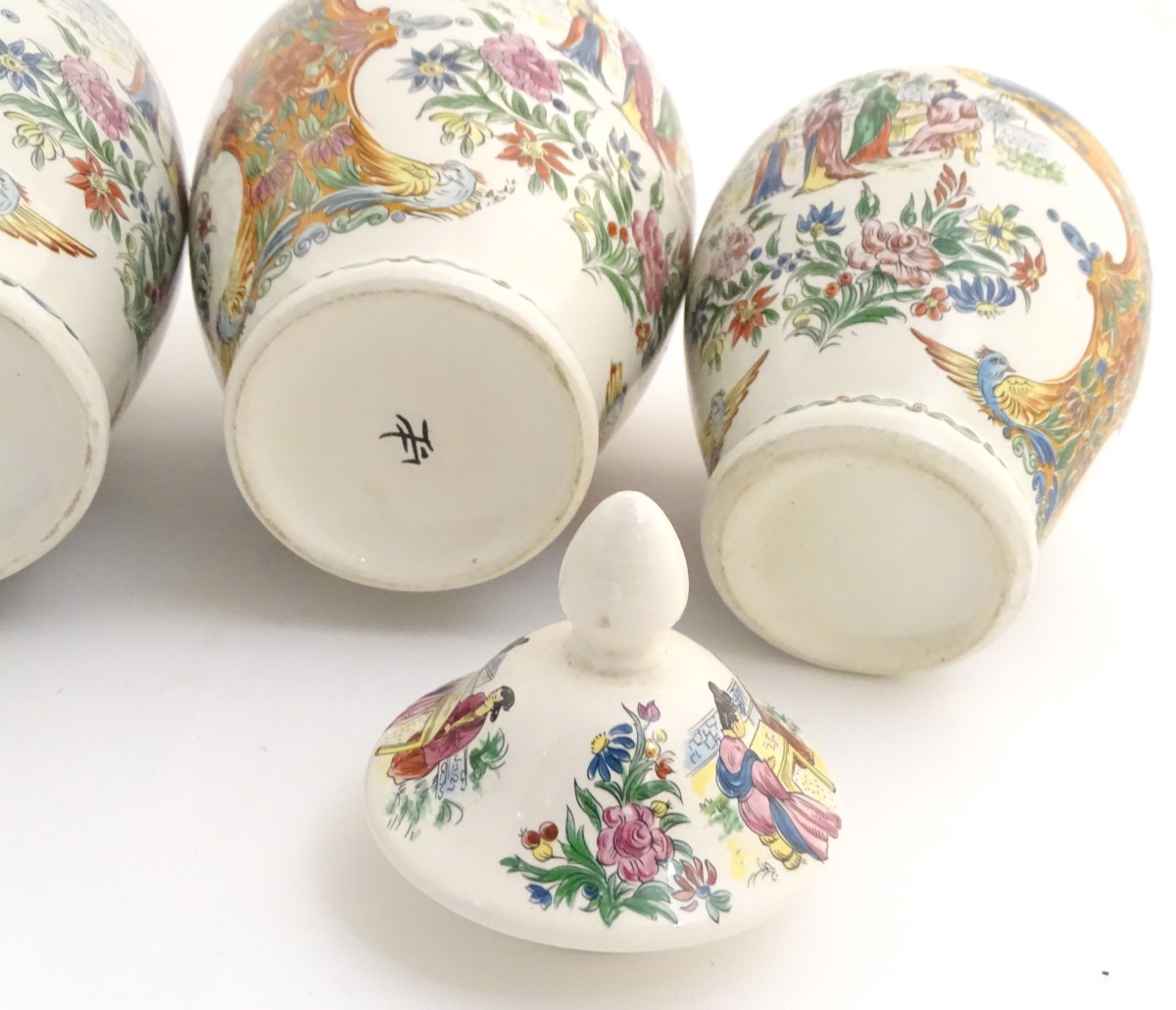 Four matching Japanese vases of various sizes, one lidded. - Image 9 of 12