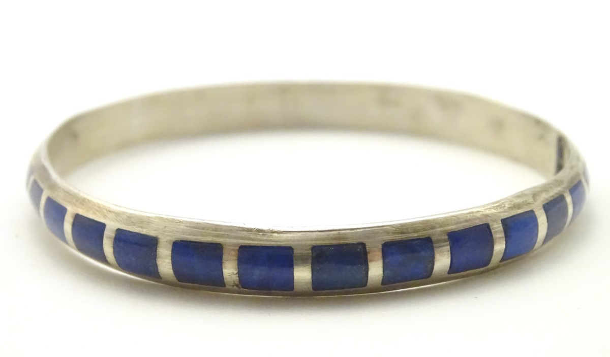 A silver bangle bracelet set with lapiz lazuli CONDITION: Please Note - we do not - Image 2 of 5