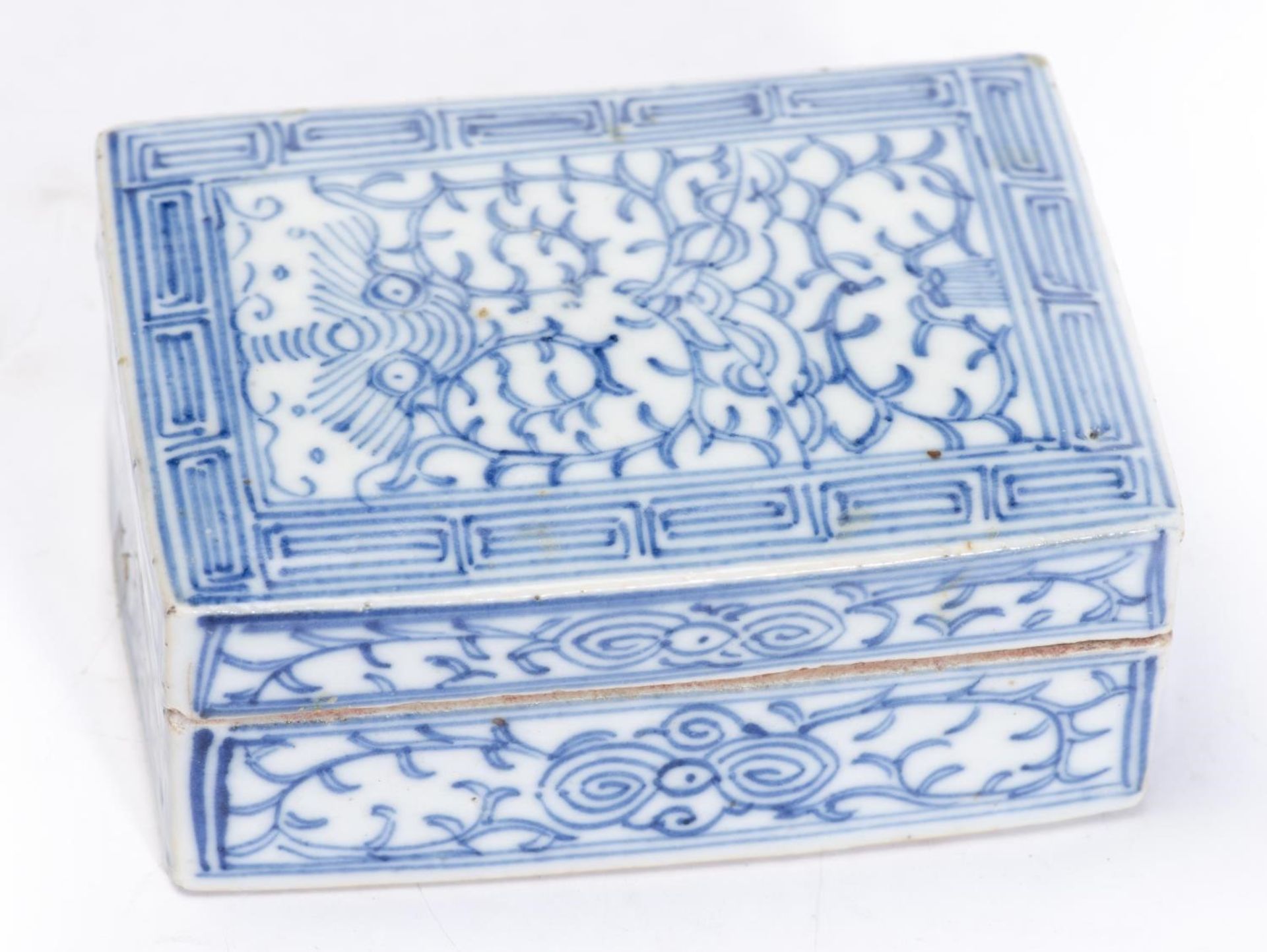 Ensemble de boîtes en porcelaine de Chine comprenant : - boîte quadrangulaire à [...] - Bild 11 aus 17