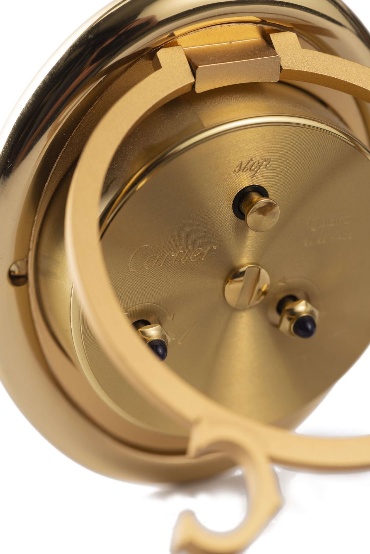 Cartier, Must de, 3 pendulettes réveil à boîtier de forme ovale en métal doré [...] - Bild 8 aus 8
