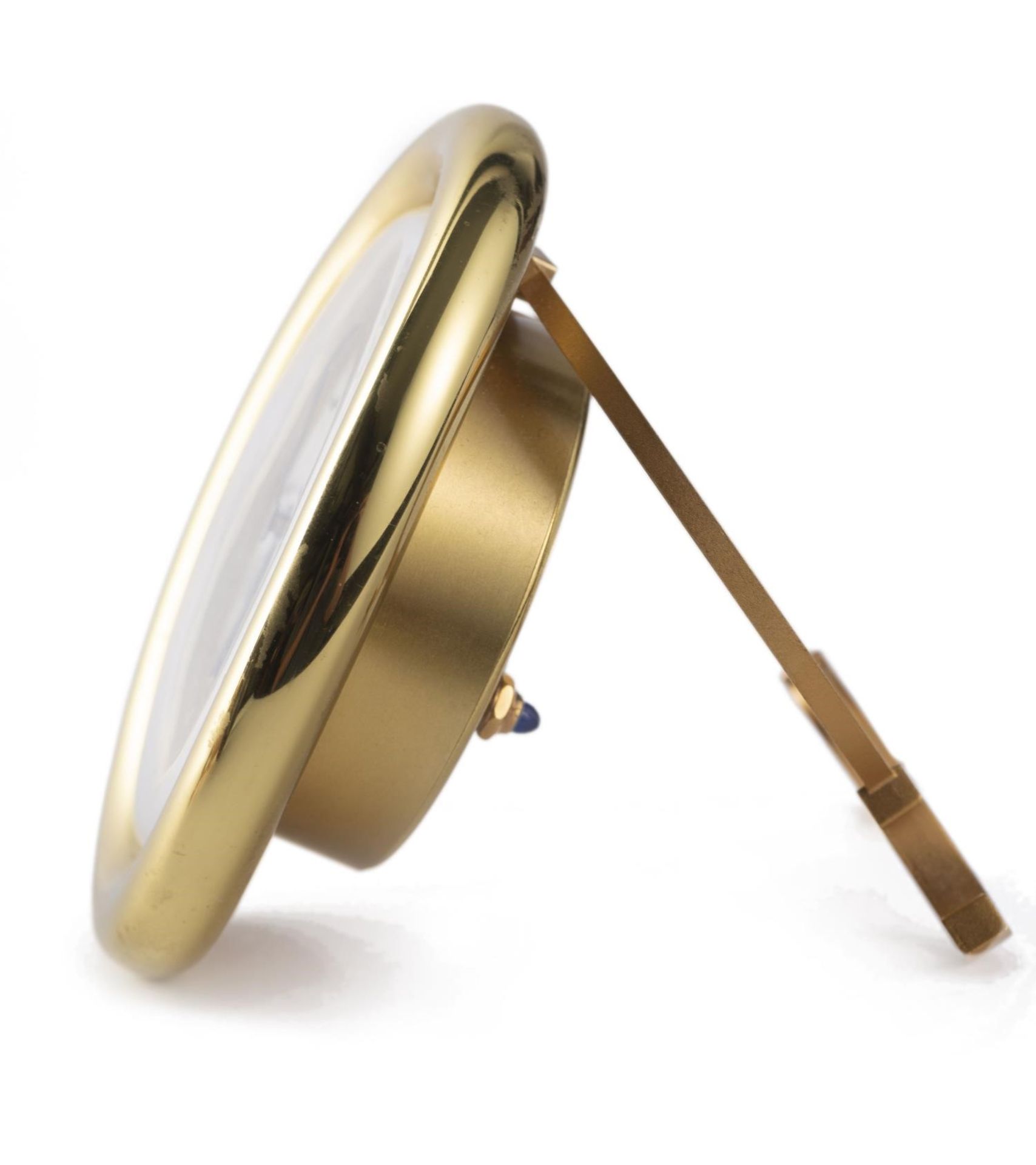 Cartier, Must de, 3 pendulettes réveil à boîtier de forme ovale en métal doré [...] - Bild 3 aus 8