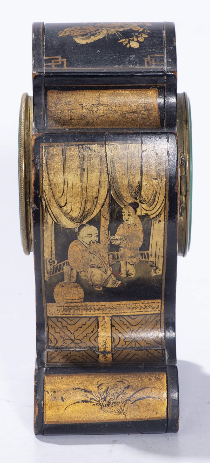 Petite horloge de table à boîtier en bois à décor en laque noire et dorée au [...] - Bild 2 aus 5