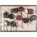 Collection de 11 masques du carnaval de Venise en cuir et/ou en papier mâché, [...]