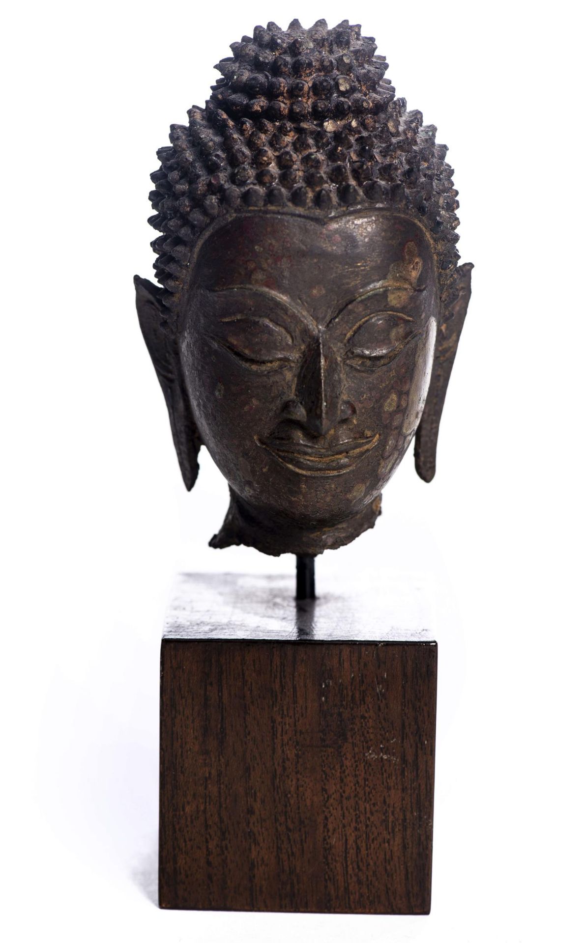 Tête de bouddha en bronze à patine brune de Thaïlande