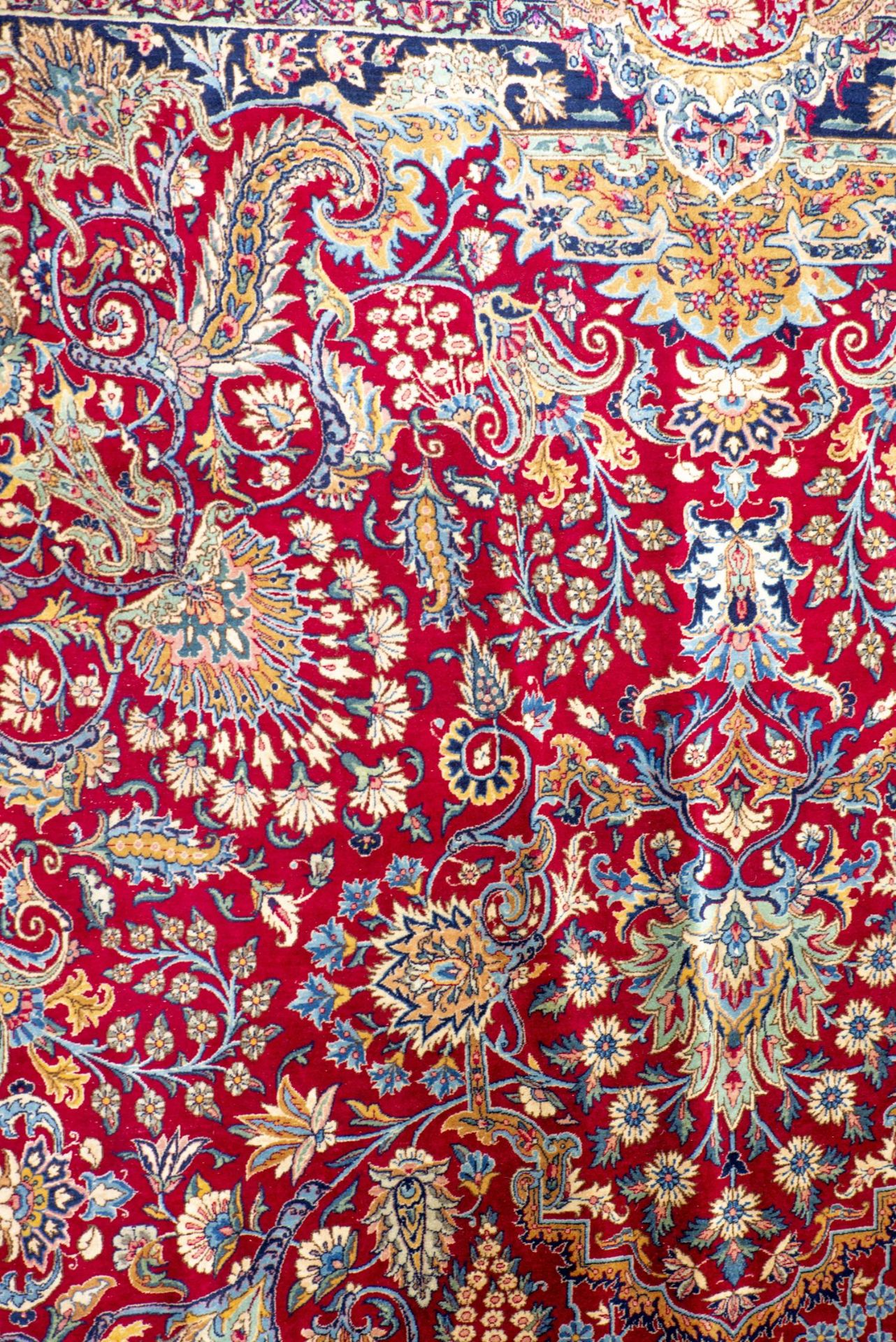 Tapis Keshan en laine à décor central d'une large fleur en médaillon - Bild 6 aus 8