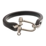 Gucci, bracelet en cuir noir en boucle en argent .925