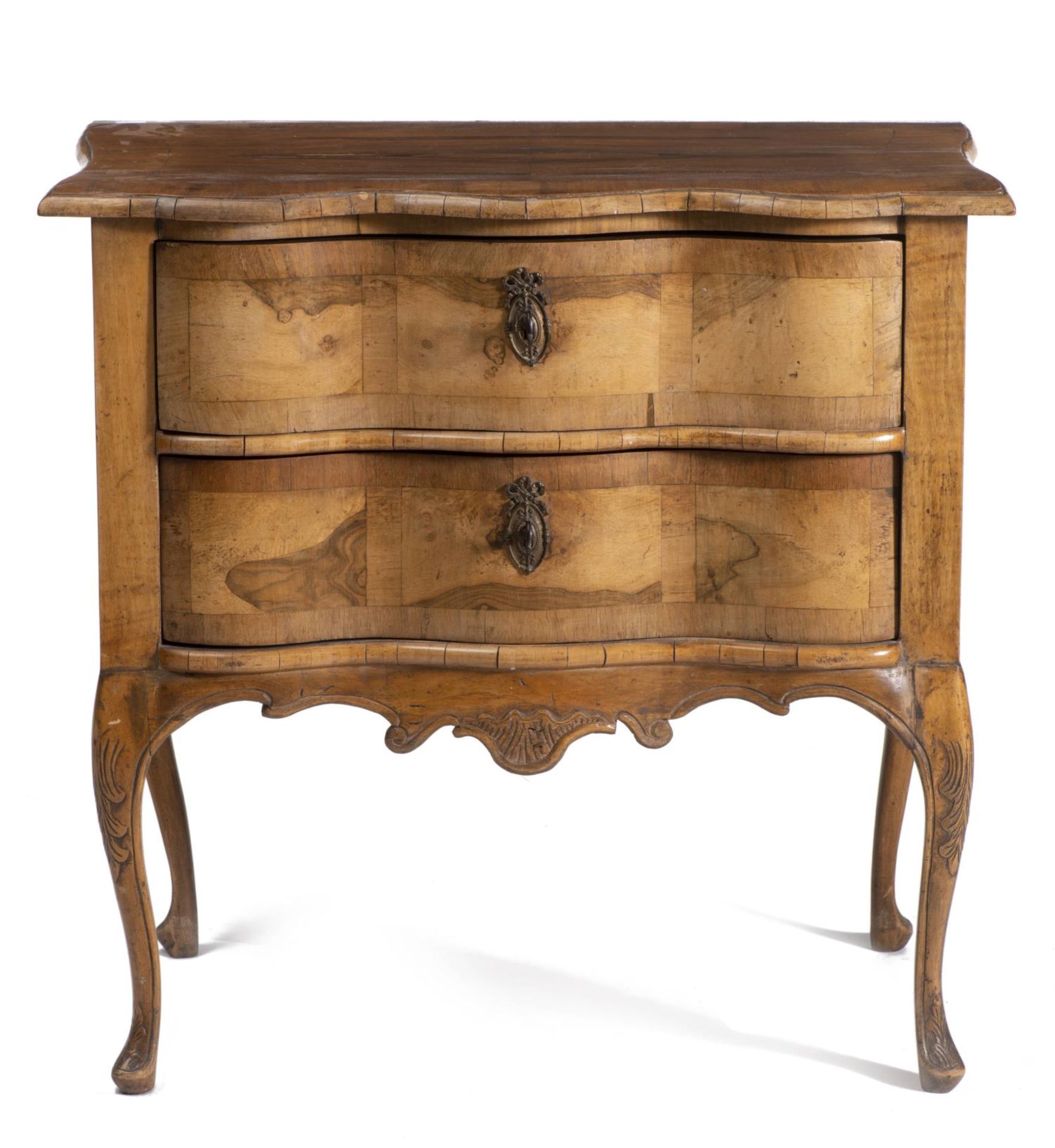 Commode lombarde de style baroque