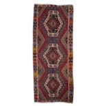 Tapis Kilim turc Malatya en laine, milieu XXe - Tapis Kilim turc Malatya en laine à [...]