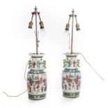 Paire de vase en porcelaine de Chine montés en lampe - Paire de vase en porcelaine [...]