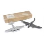 * Desk Top Models. A WWII Air Recognition model of Mosquito made from cast alloy, 20cm wingspan ...