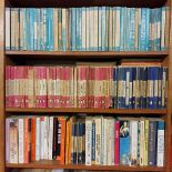 Paperbacks. A large collection of approximately 1200 paperbacks