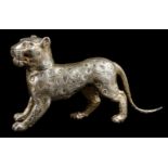 * Silver. A modern silver leopard by W.V., London 1970