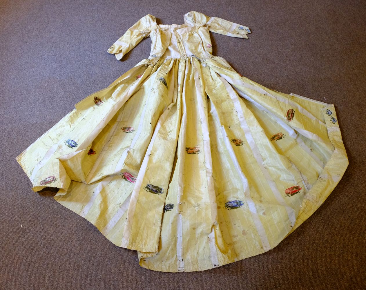 * Dress. A Spitalfields silk brocade open robe, circa 1770s, - Image 5 of 8