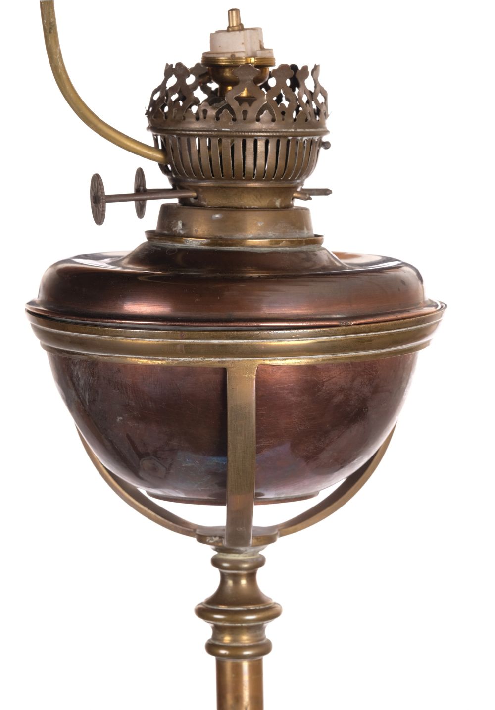 * Standard lamp. A Victorian brass telescopic standard lamp - Image 4 of 6