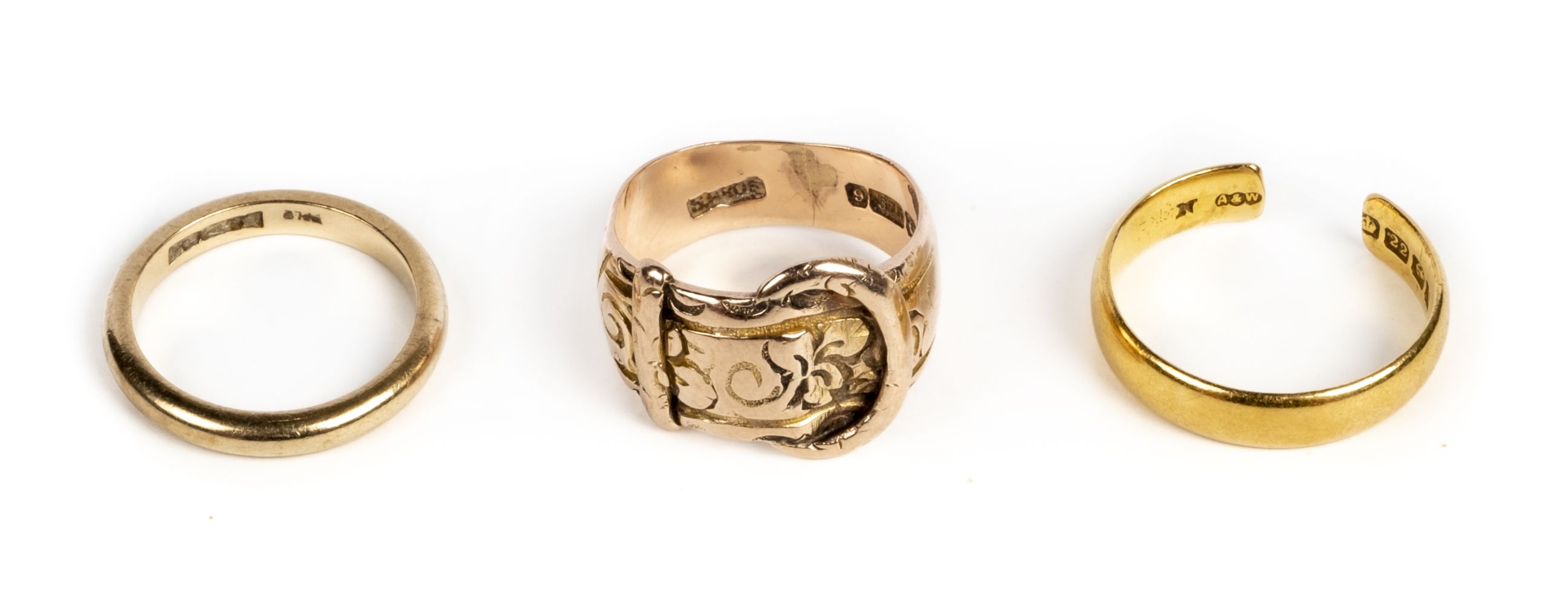 * Rings. An 22ct gold ring plus 2 9ct gold rings