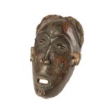 19TH CENTURY CHOKWE CARVED WOODED MASK
