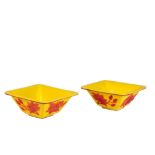 PAIR OF RED OVERLAY PEKING SQUARE GLASS BOWLS