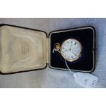 A GENTLEMAN'S YELLOW METAL OPEN FACE POCKET WATCH, the white enamel dial with Roman numerals and