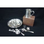 A QUANTITY OF PLATED CUTLERY, a pewter tankard and a plated serving dish 270.