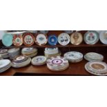 A LARGE COLLECTION OF ROYAL COMMEMORATIVE PLATES