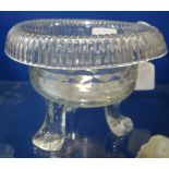 A GEORGE III CUT GLASS BOWL on three feet, 20cm dia.