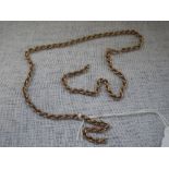 A 9CT YELLOW GOLD TWISTED CHAIN LINK NECKLACE, approx 12gm