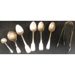 A COLLECTION OF SILVER SPOONS AND TONGS, approx 4.50oz