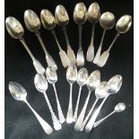 A COLLECTION OF TEASPOONS, approx 10.50oz
