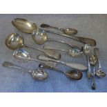 A COLLECTION OF SILVER SPOONS, 440g (approx)