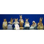 A COLLECTION OF ROYAL ALBERT BEATRIX POTTER FIGURES to include Tom Kitten (7)