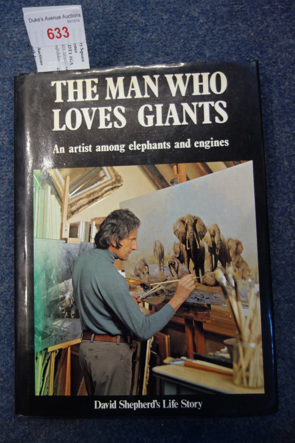 DAVID SHEPHERD: "The Man who loves Giants", signed by the author, fifth impression 1983