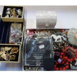 A COLLECTION OF JEWELLERY and sundries