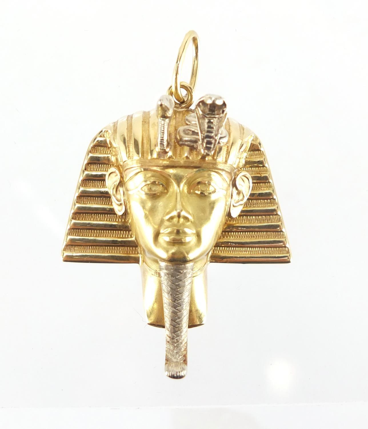 18ct gold bust of Tutankhamun pendant, by Donna Gemma, 4cm high, approximate weight 16.6g : For