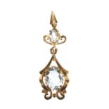 9ct gold blue stone pendant, 4cm in length, approximate weight 2.7g : For Extra Condition Reports