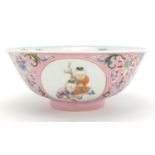 Chinese blue and white porcelain bowl, the exterior hand painted in the famille rose palette with