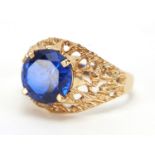 9ct gold blue stone ring, size O, approximate weight 2.9g : For Extra Condition Reports Please visit