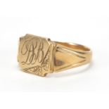 9ct gold signet ring engraved with initials D B, housed in a H Samuel box, size V, approximate