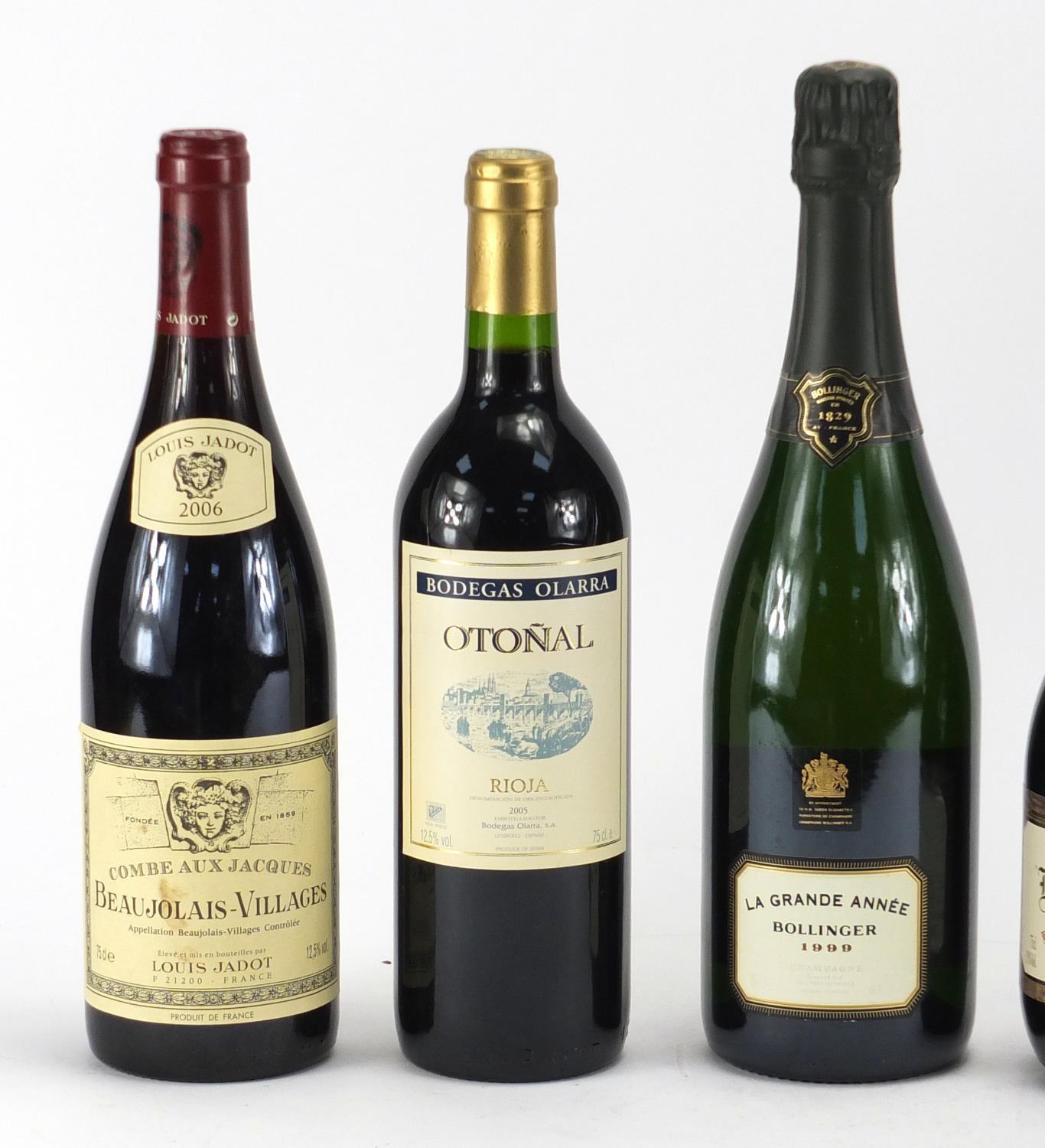 Four bottles of alcohol including a bottle of La Grande Année Bollinger 1999 and Chateau Foureau - Image 2 of 4