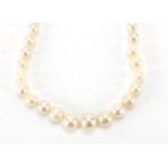 Cultured pearl necklace with 9ct gold clasp, 44cm in length, approximate weight 20.2g : For Extra