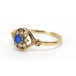 9ct gold blue and clear stone flower head ring, size S, approximate weight 1.4g : For Extra