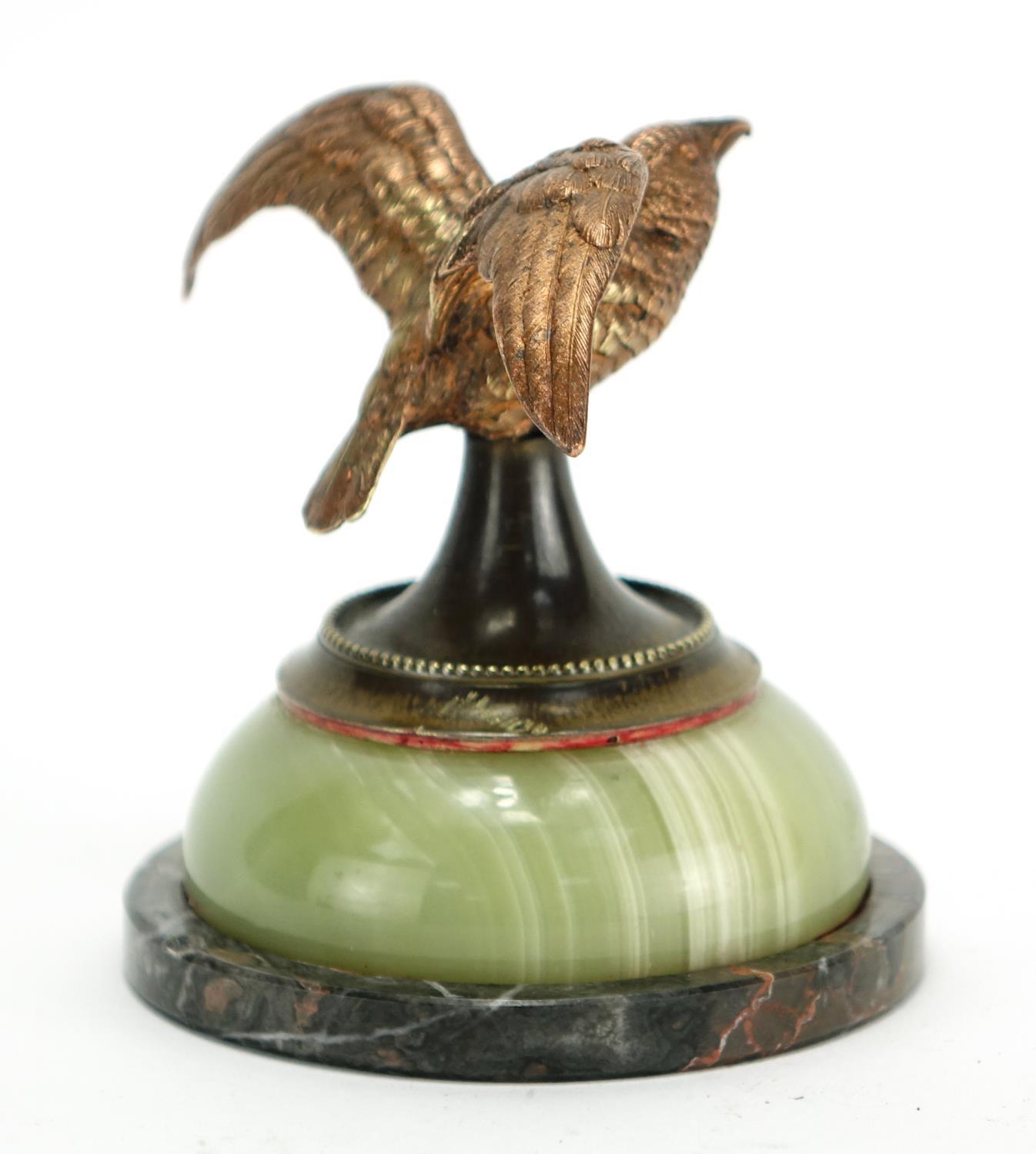 Marble, onyx and copper bird design desk paperweight, 9cm high : For Extra Condition Reports - Image 2 of 3